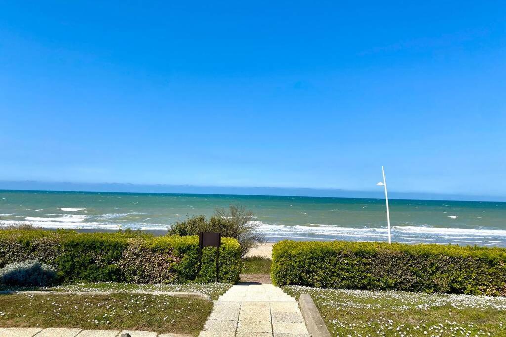 Studio Avec Acces A La Mer - Cabourg Exterior photo